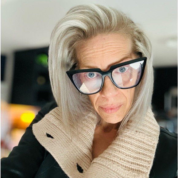 Meet your Posher, Ashley - Picture 5 of 15